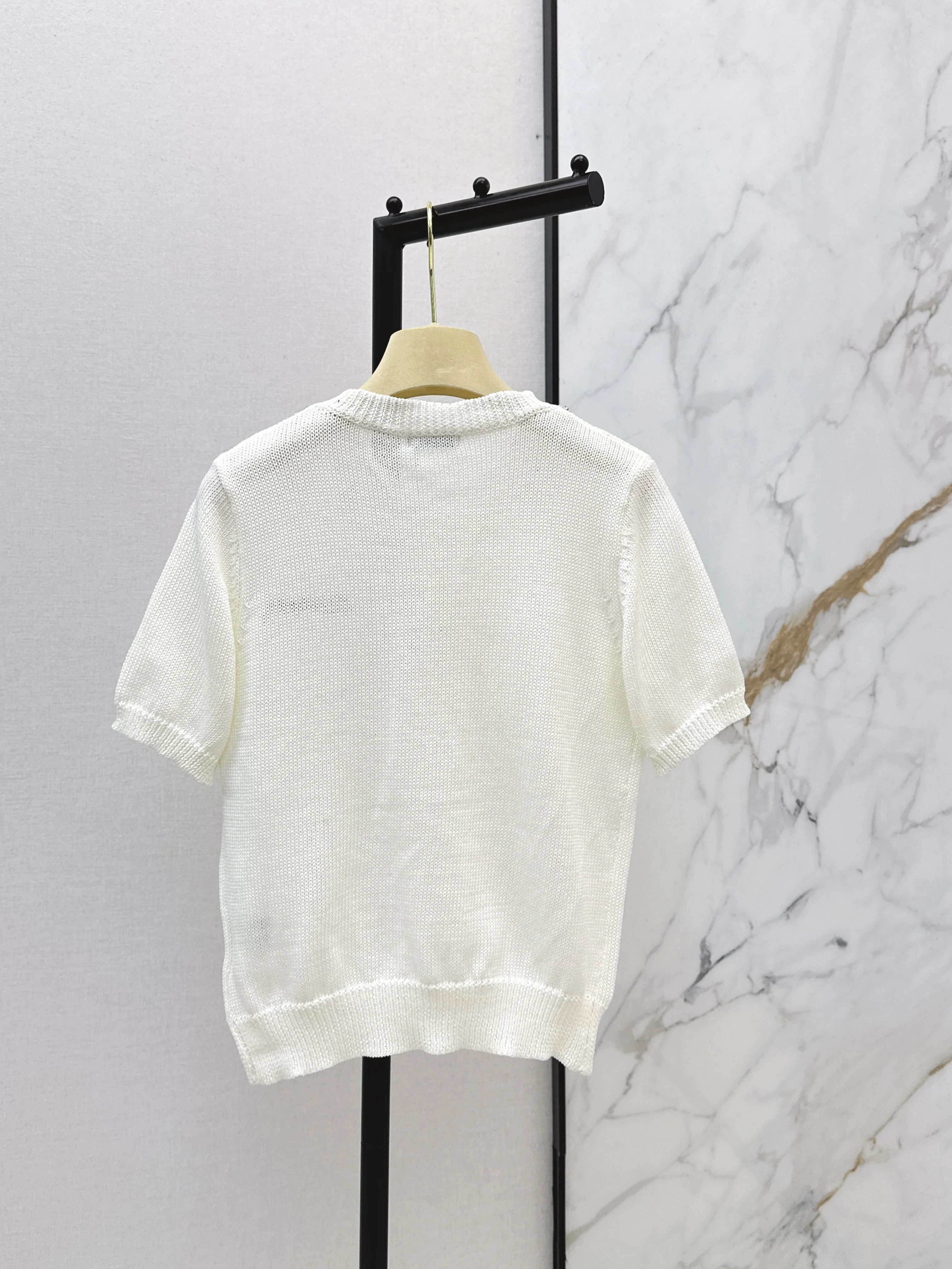 2026 Early Spring New French Hand-stitched Rhinestone Short-Sleeve Knit Cardigan For Women - Stylish Versatile And Elegant Top
2026 Early Spring New French Hand-stitched Rhinestone Short-Sleeve Knit Cardigan For Women - Stylish Versatile And Elegant Top