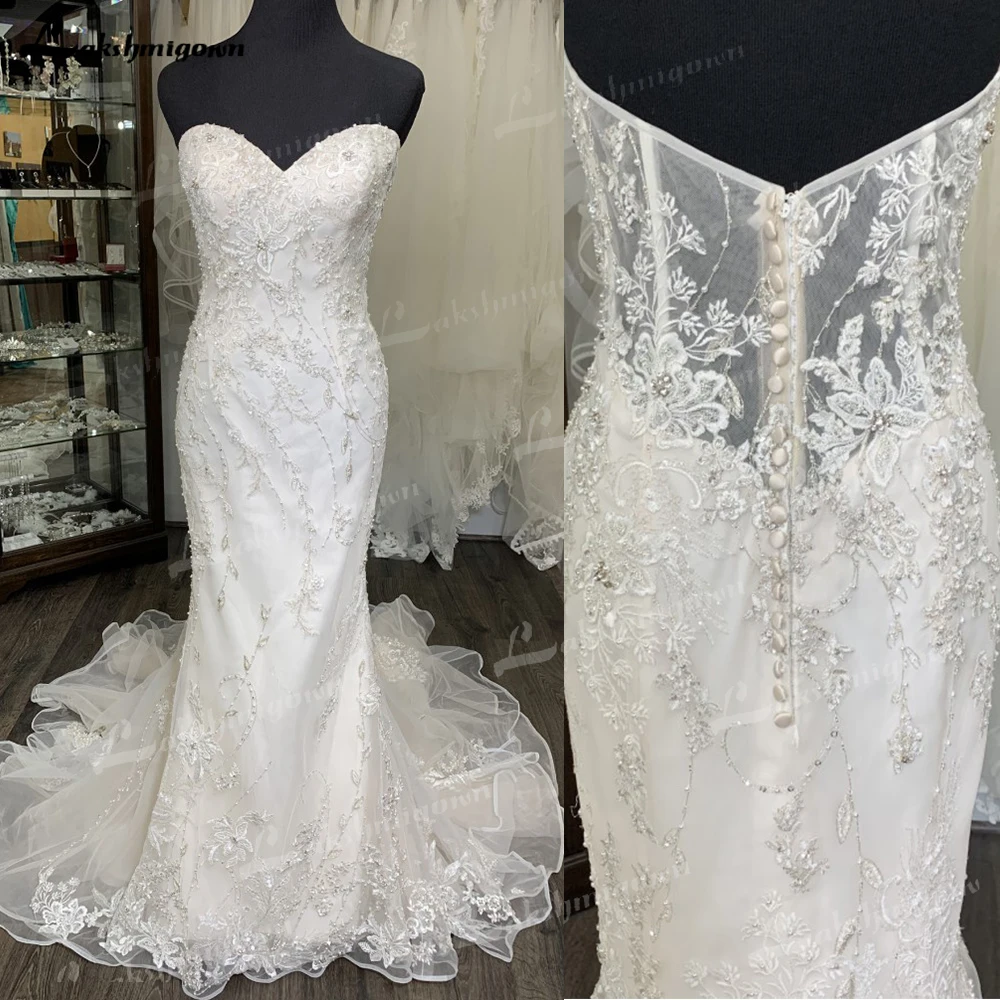 Beautiful Embroidered Wedding Dress Lace Organza Beaded Sweetheart Luxurious Bridal Gown Low Back Floor Length Custom Made
Beautiful Embroidered Wedding Dress Lace Organza Beaded Sweetheart Luxurious Bridal Gown Low Back Floor Length Custom Made