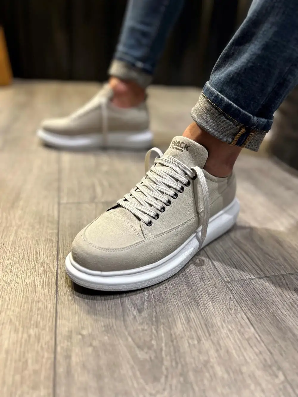 Men's Casual Shoes Lace Up Man Sports Shoes High Sole Men Shoes Light and Comfortable Male Shoes Non-leather Casual Shoes
Men's Casual Shoes Lace Up Man Sports Shoes High Sole Men Shoes Light and Comfortable Male Shoes Non-leather Casual Shoes
