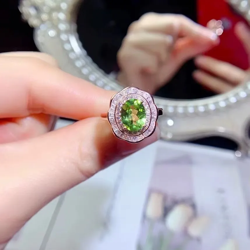 KJJEAXCMY Boutique Jewelry 925 Sterling Silver Natural Gemstone Olivine Wedding female Ring Party Birthday Christmas Gift
KJJEAXCMY Boutique Jewelry 925 Sterling Silver Natural Gemstone Olivine Wedding female Ring Party Birthday Christmas Gift