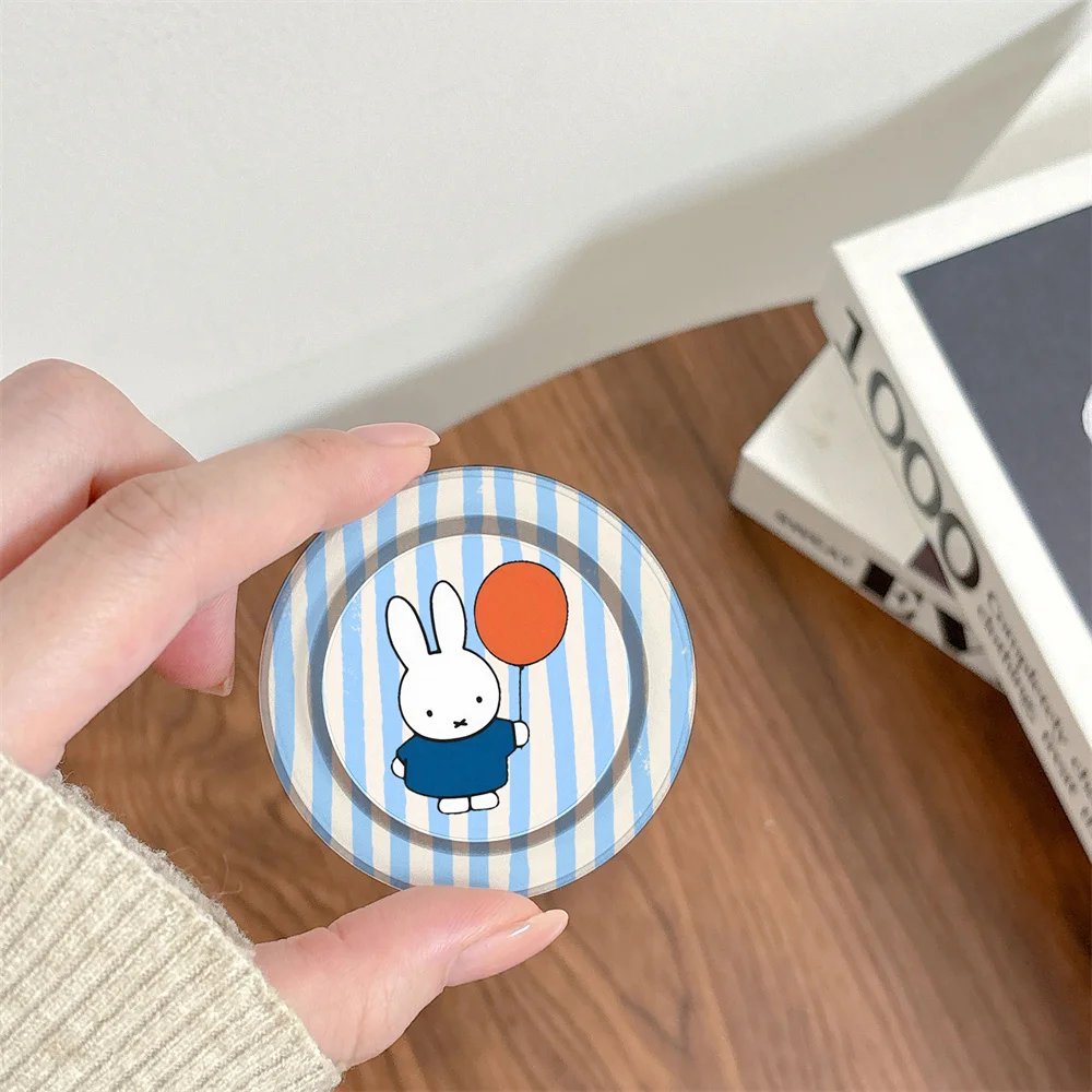 New INS Cute Stripe Balloon Miffy Rabbit Magnetic Telescopic Phone Stand Magsafe Portable Magnetic Stand Birthday Gift
New INS Cute Stripe Balloon Miffy Rabbit Magnetic Telescopic Phone Stand Magsafe Portable Magnetic Stand Birthday Gift