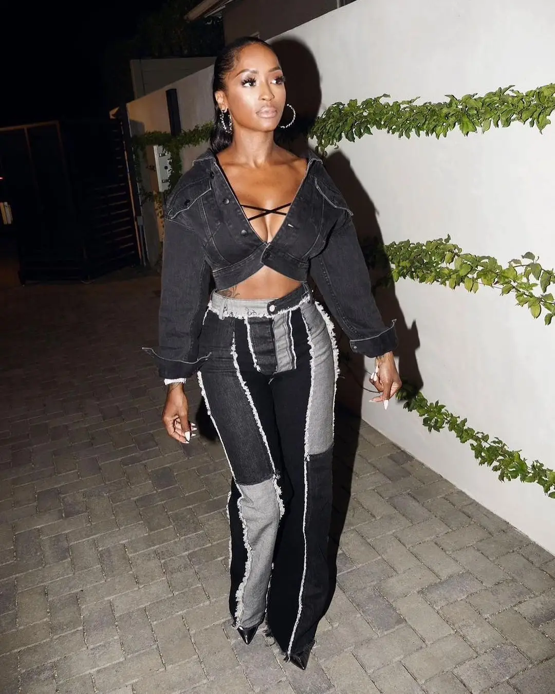 2024 New Women Black and Grey Color Matching Jeans Fashion Stretch Denim Pencil Pants Street Hipster Casual Jeans S-2XL 
2024 New Women Black and Grey Color Matching Jeans Fashion Stretch Denim Pencil Pants Street Hipster Casual Jeans S-2XL