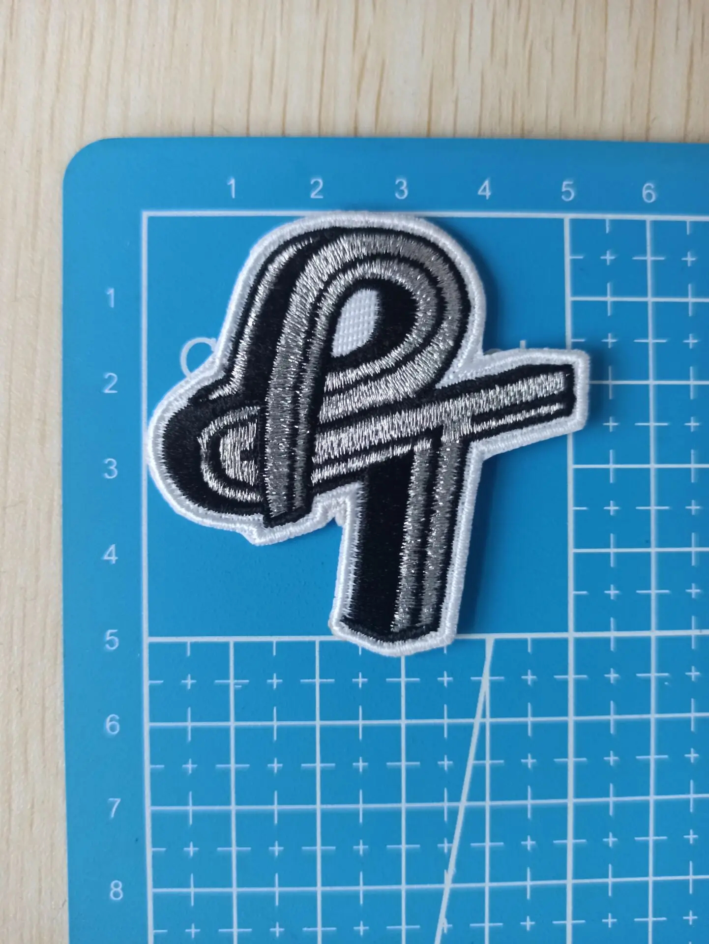 Custom Embroidered Iron-On Patches: Easy DIY Customization for Jackets, T-shirt, Clothes, Hats, Caps
Custom Embroidered Iron-On Patches: Easy DIY Customization for Jackets, T-shirt, Clothes, Hats, Caps