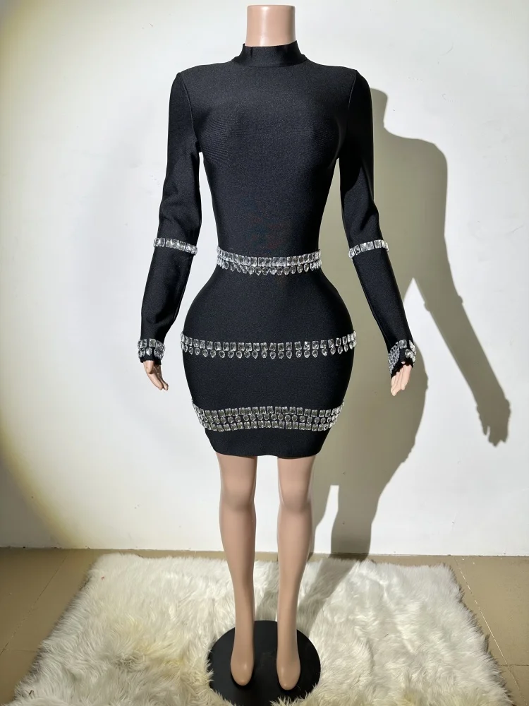2025 Summer New Super Sparkling Diamond Fashion Shoulder Pads, Half High Neck Black Club Party Bandage Dress
2025 Summer New Super Sparkling Diamond Fashion Shoulder Pads, Half High Neck Black Club Party Bandage Dress