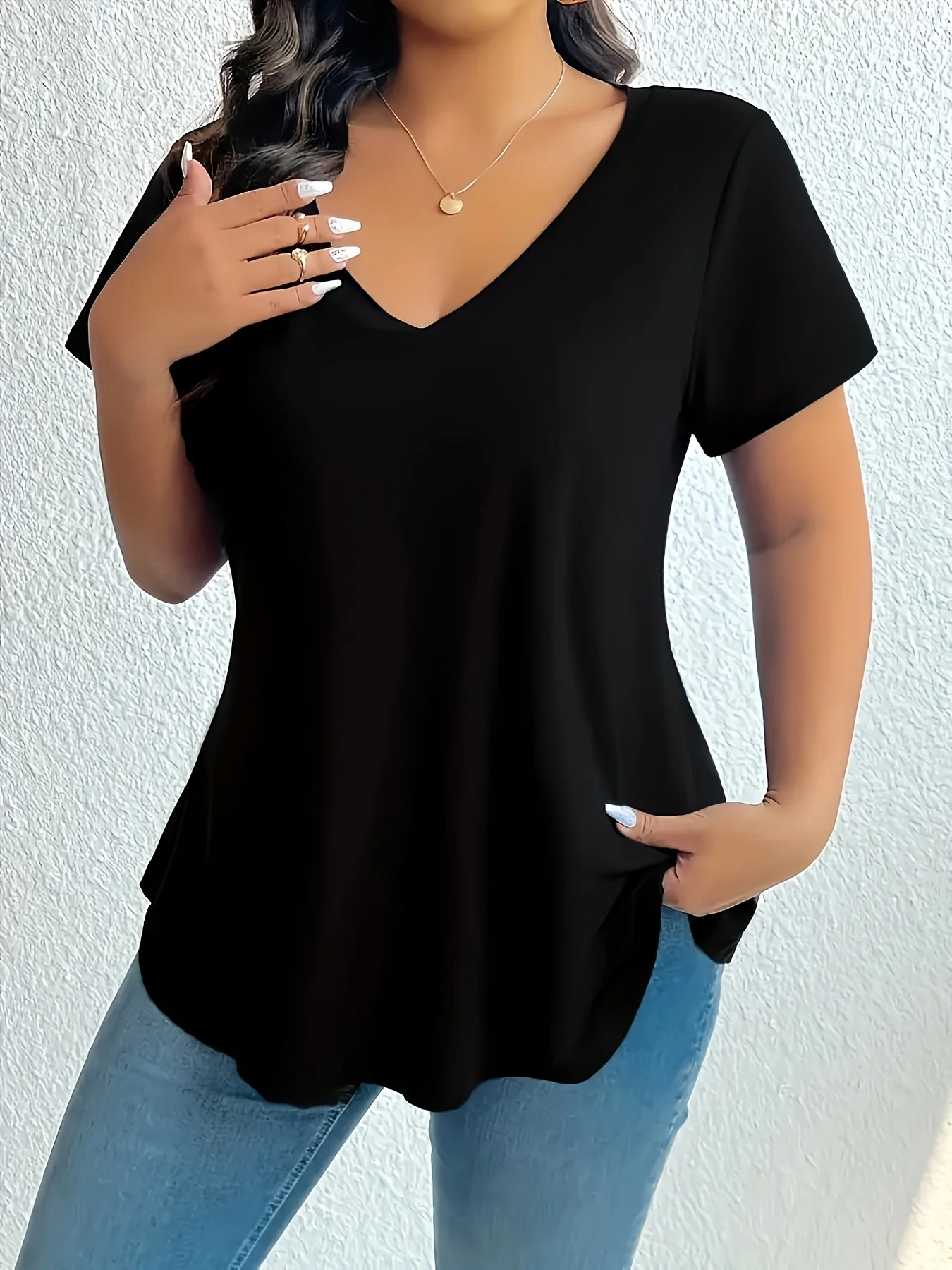 Plus-Size Women's Elegant V-Neck Short Sleeve T-Shirt - Loose Fit Stretch Comfort, Cow Skull & “I'M a Woman with Horses” Graphic
Plus-Size Women's Elegant V-Neck Short Sleeve T-Shirt - Loose Fit Stretch Comfort, Cow Skull & “I'M a Woman with Horses” Graphic