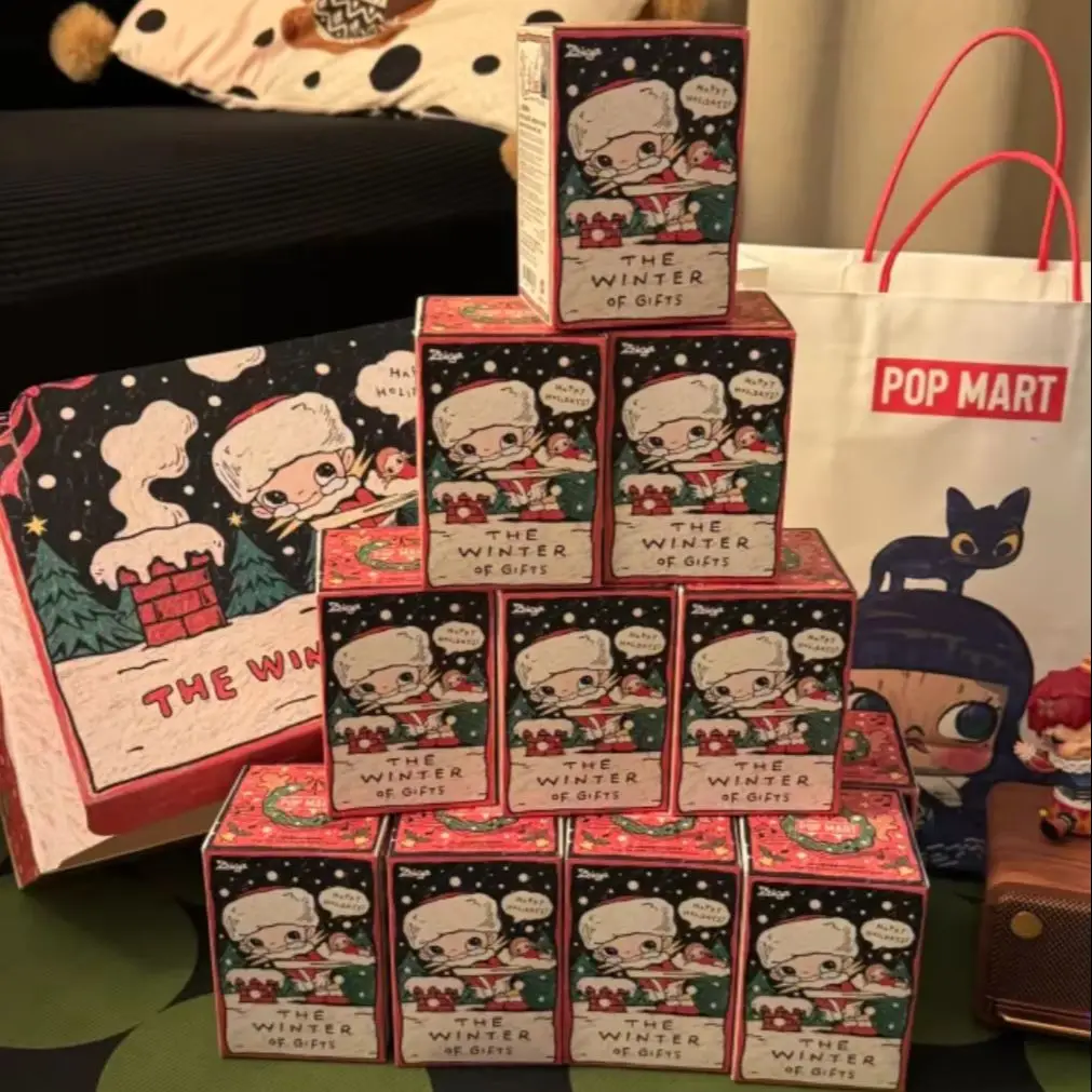 Полный набор из 12 штук: 100% Оригинальные POP MART Zsiga The Winter of Gifts Series Christmas Edition, виниловые фигурки-игрушки в слепых коробках, подарок
Полный набор из 12 штук: 100% Оригинальные POP MART Zsiga The Winter of Gifts Series Christmas Edition, виниловые фигурки-игрушки в слепых коробках, подарок