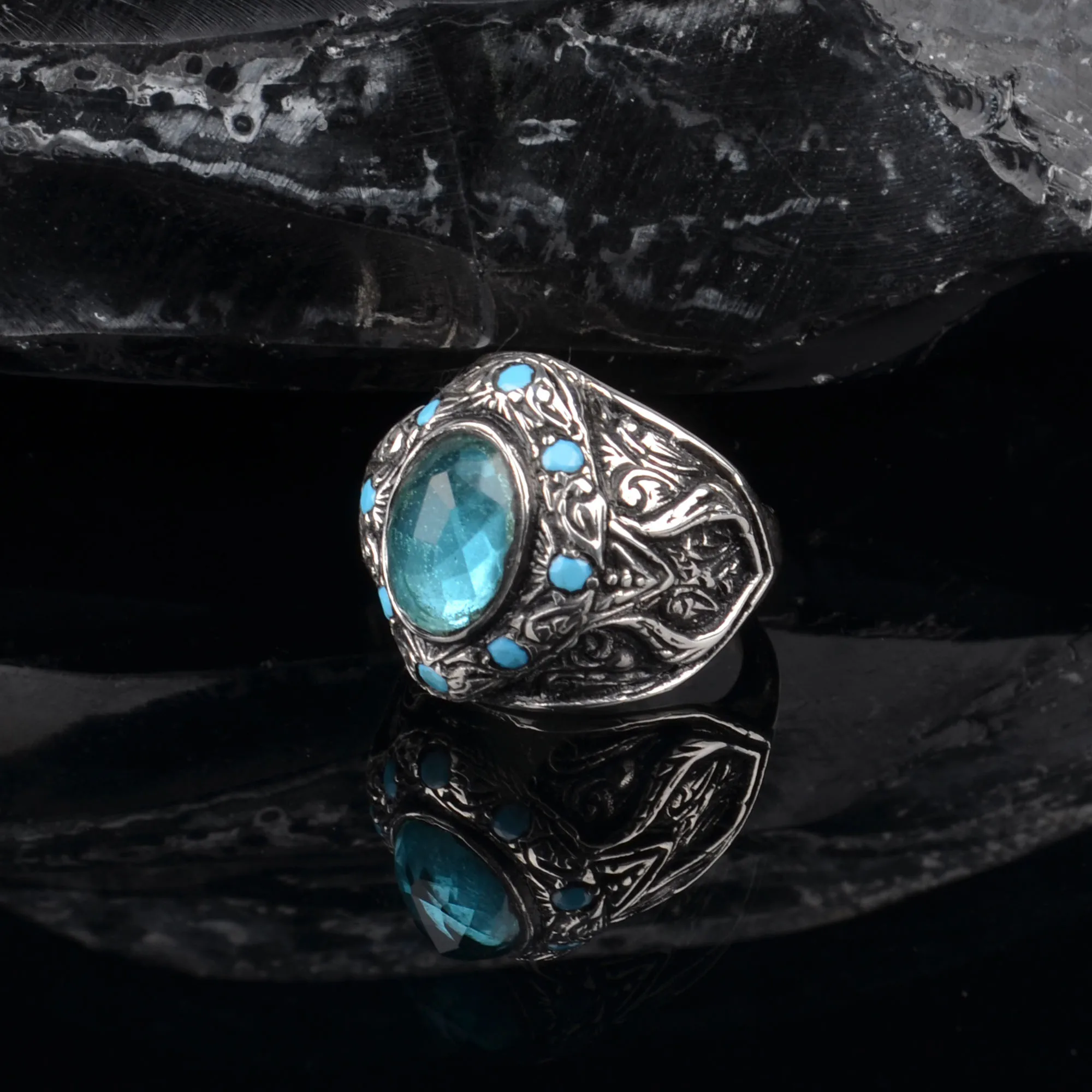 Blue zircon Stone Pure 925 Sterling silver ring full handcrafted engrave guaranteed high quality gift of jewelry for men Luxuary
Blue zircon Stone Pure 925 Sterling silver ring full handcrafted engrave guaranteed high quality gift of jewelry for men Luxuary