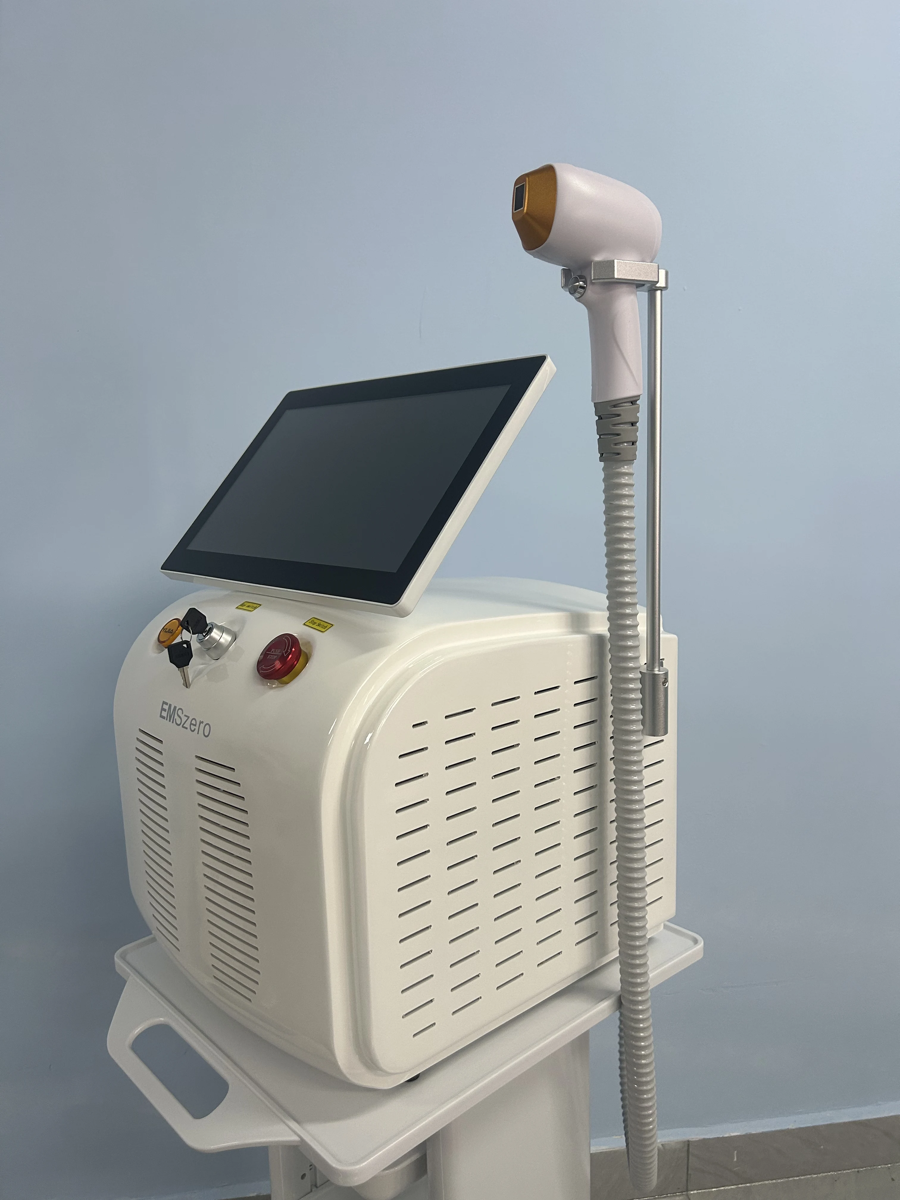 Two in one Diode Laser And 808 Picosecond Laser Diode Laser Hair Removal Device Multi-Functional Beauty Device.
Two in one Diode Laser And 808 Picosecond Laser Diode Laser Hair Removal Device Multi-Functional Beauty Device.