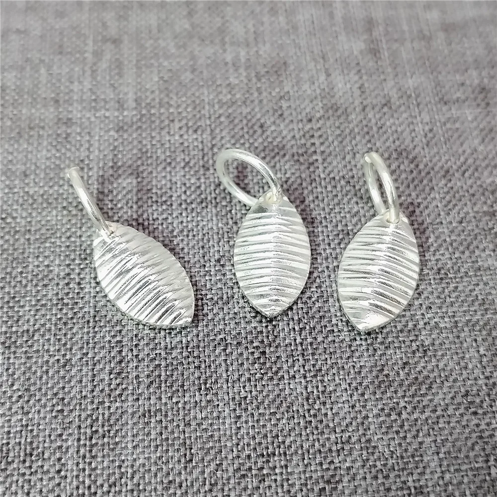 6pcs of 925 Sterling Silver Shiny Tree Leaf Charm Nature Pendant for Bracelet Necklace Earring
6pcs of 925 Sterling Silver Shiny Tree Leaf Charm Nature Pendant for Bracelet Necklace Earring