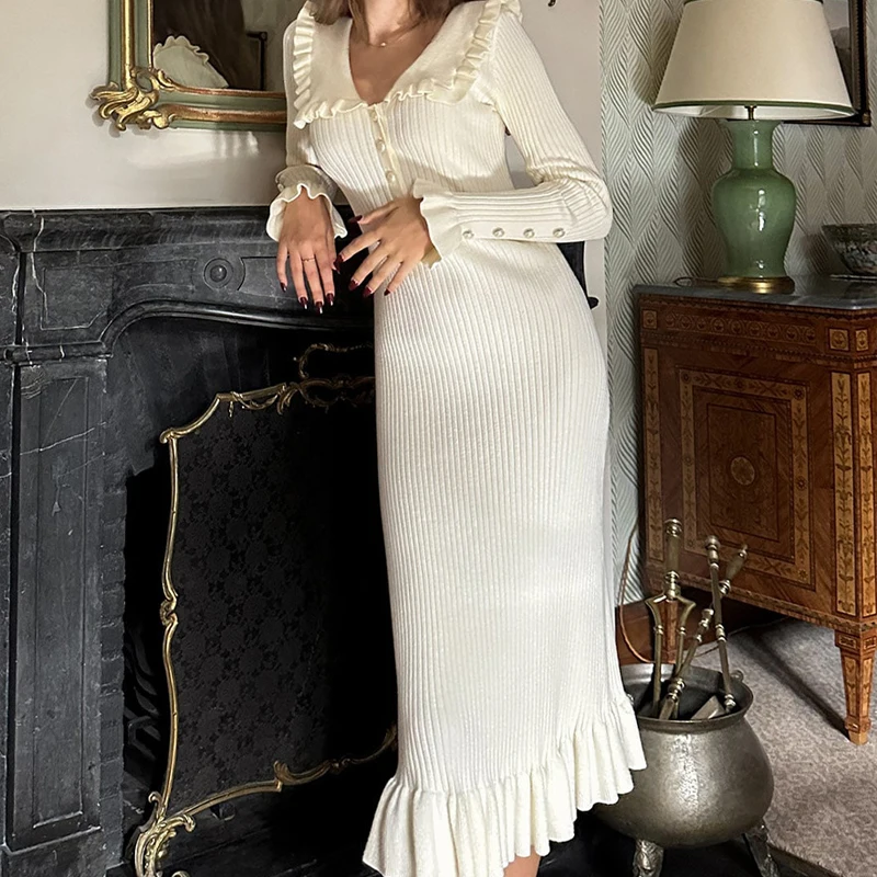 Euso Knitted Ruffled Maxi Dresses For Women Autumn Winter High Waist Slim Long Dress Retro Elegant Women's Vintage Dress Woman 
Euso Knitted Ruffled Maxi Dresses For Women Autumn Winter High Waist Slim Long Dress Retro Elegant Women's Vintage Dress Woman