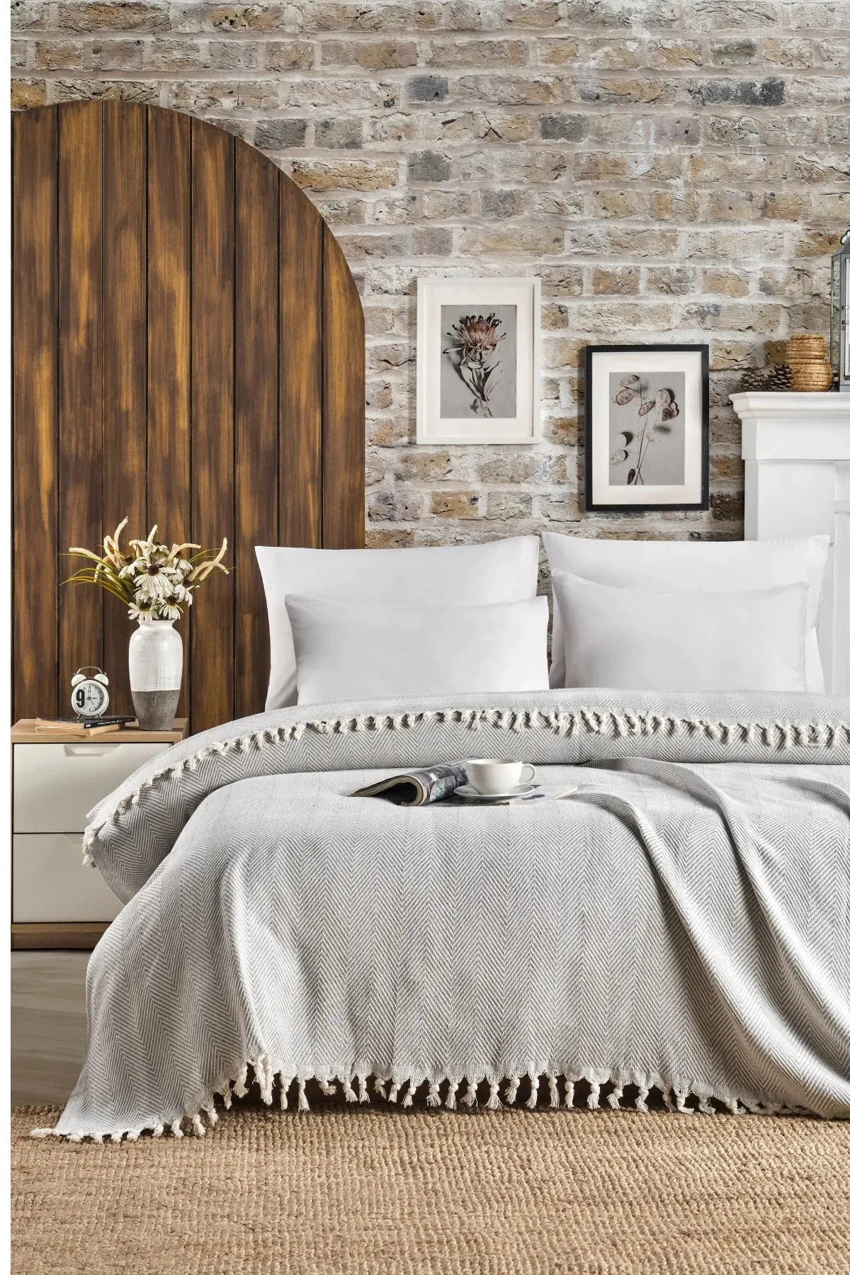 Lavin Model Gray Double Pique 1500G. 200x230 CM. Our Products Are Woven From 100% Cotton Thread.
Lavin Model Gray Double Pique 1500G. 200x230 CM. Our Products Are Woven From 100% Cotton Thread.