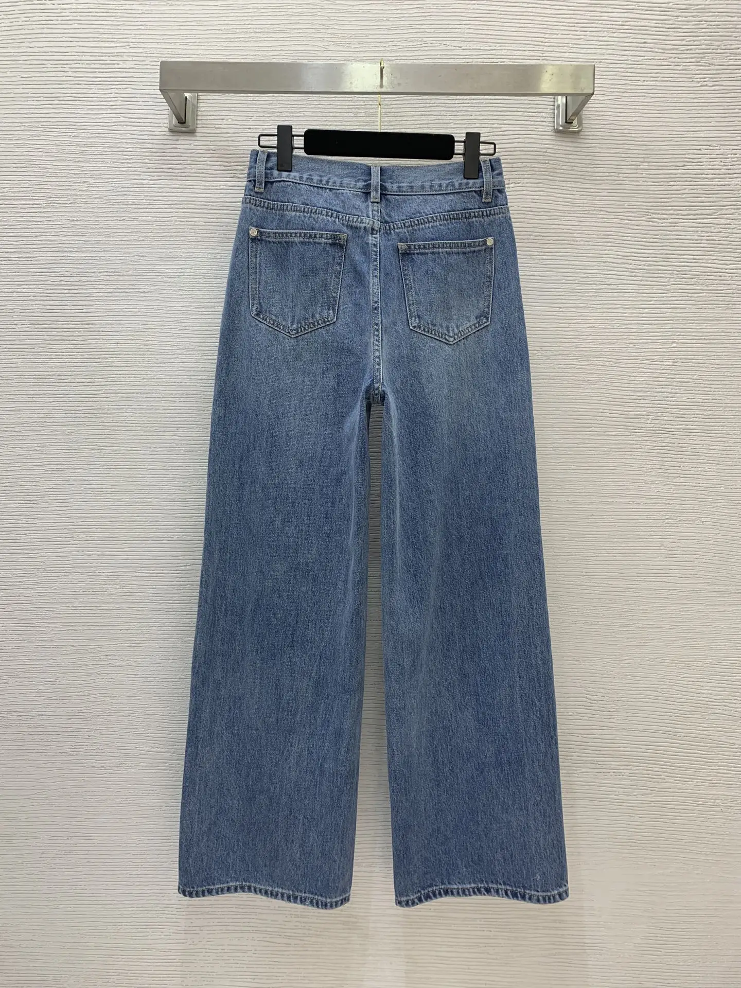 New Rivet Patchwork Straight Leg Wide Leg Jeans Fashion Casual Slim Pants Women 
New Rivet Patchwork Straight Leg Wide Leg Jeans Fashion Casual Slim Pants Women