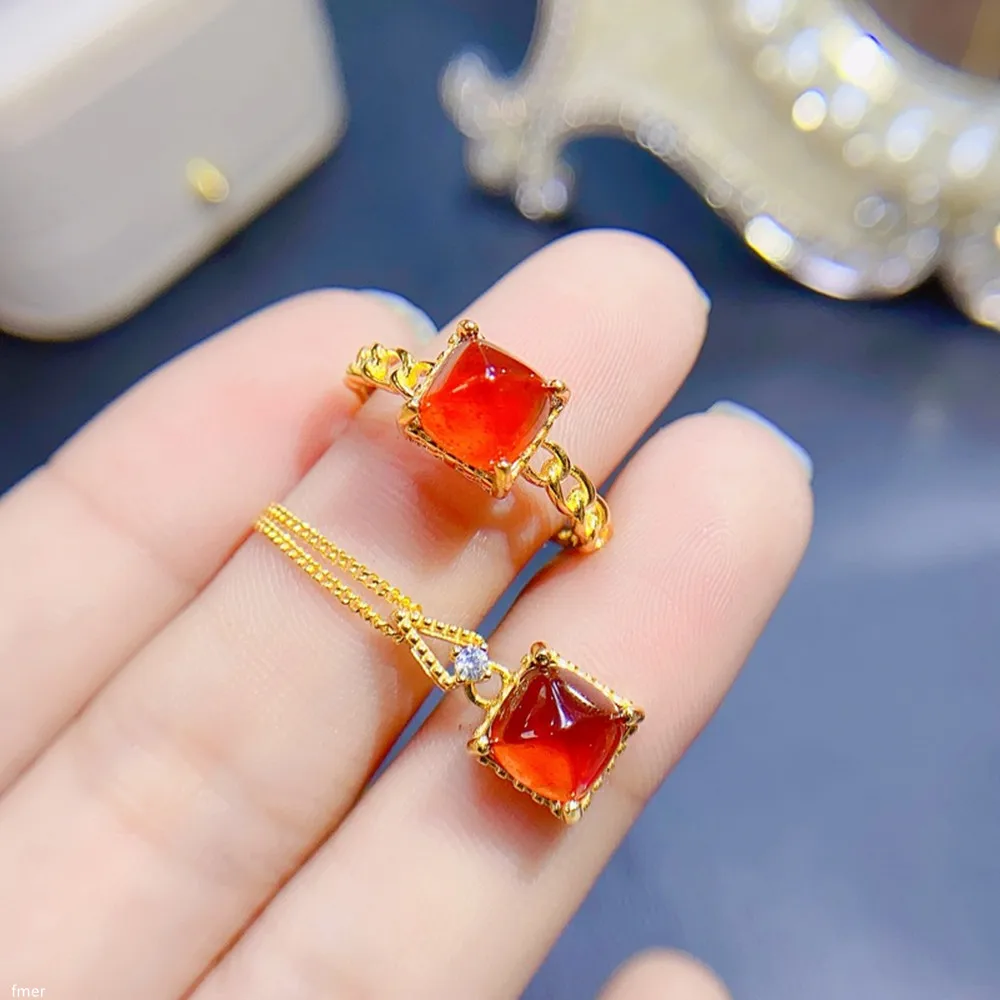 Jewelry 925 sterling silver natural 10x10mm pagoda Garnet Gemstone Women's ring pendant necklace 3 electroplated 18K gold set
Jewelry 925 sterling silver natural 10x10mm pagoda Garnet Gemstone Women's ring pendant necklace 3 electroplated 18K gold set