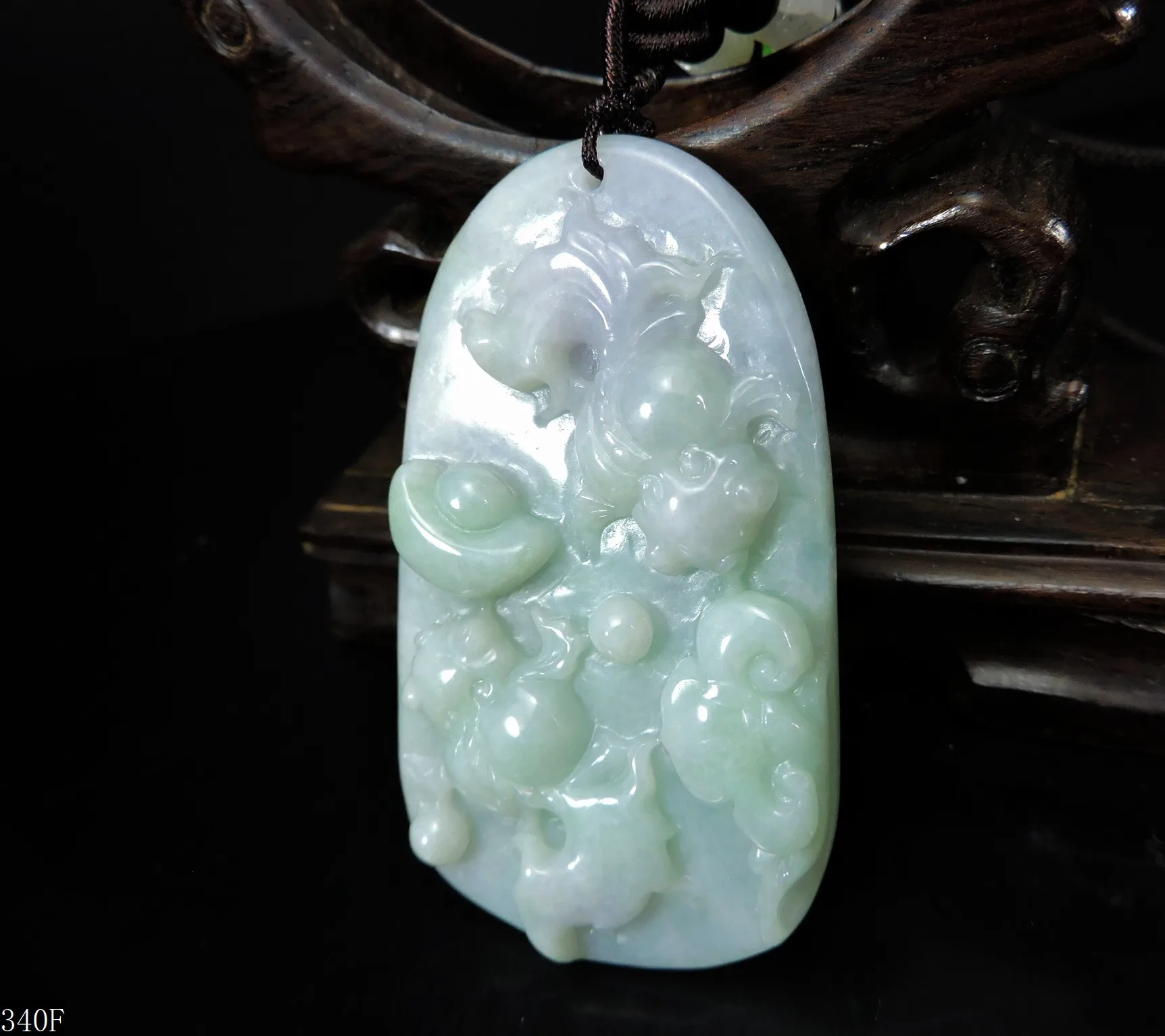 Jade Jewelry Certified Natural Grade A Jadeite Pendant Hand-Carved Goldfish and Treasures Jade Necklace 340F
Jade Jewelry Certified Natural Grade A Jadeite Pendant Hand-Carved Goldfish and Treasures Jade Necklace 340F