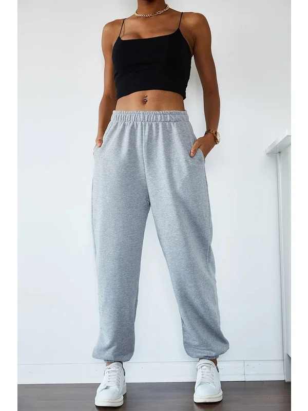 Women's High Waist Leg Lasik Oversize & Wide Cut Sweatpants,Comfortable Fit Style Model Street Style New Season
Women's High Waist Leg Lasik Oversize & Wide Cut Sweatpants,Comfortable Fit Style Model Street Style New Season