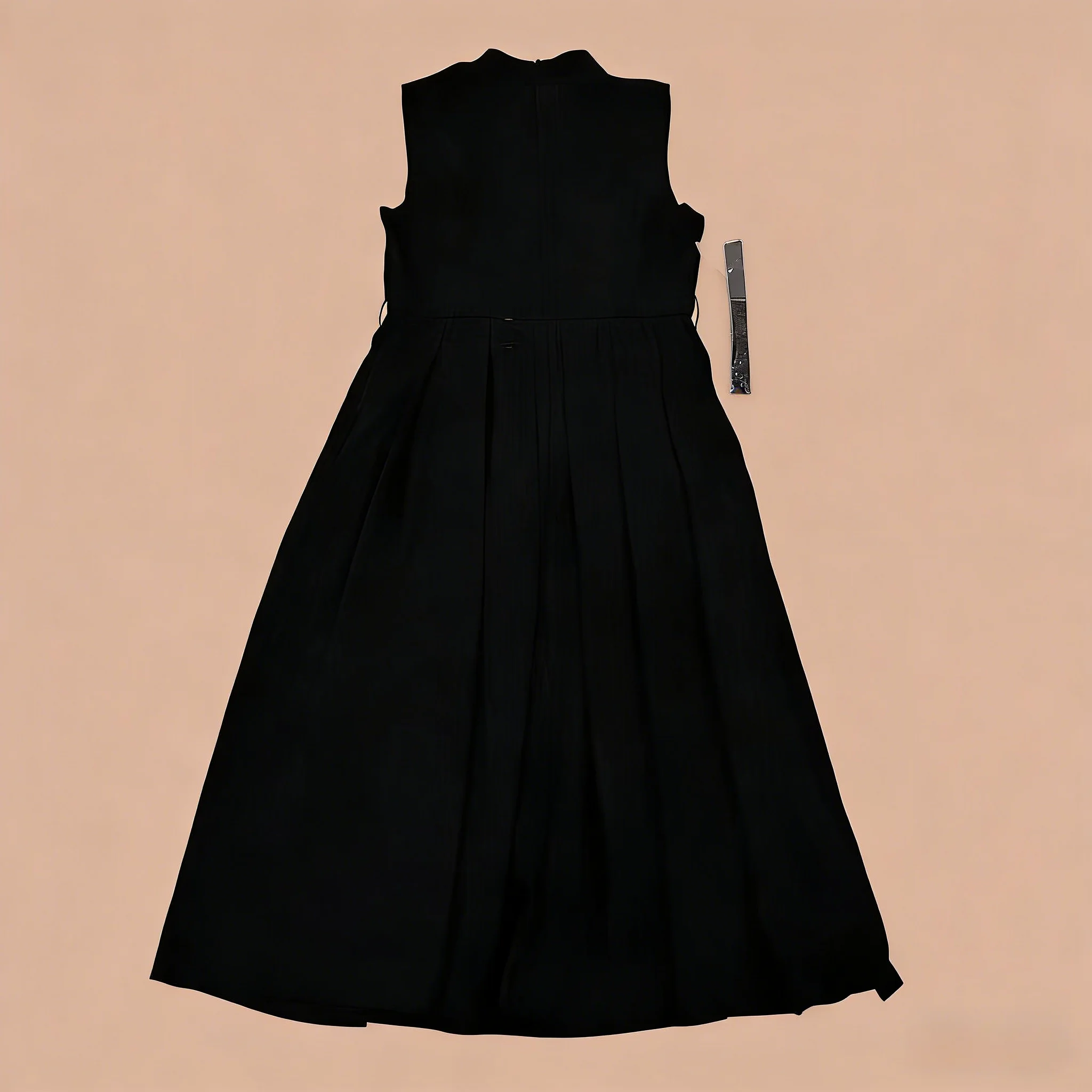 2026 Early Spring New Long Dress Sleeveless Design Simple And Generous Breathable And Soft Fabric
2026 Early Spring New Long Dress Sleeveless Design Simple And Generous Breathable And Soft Fabric