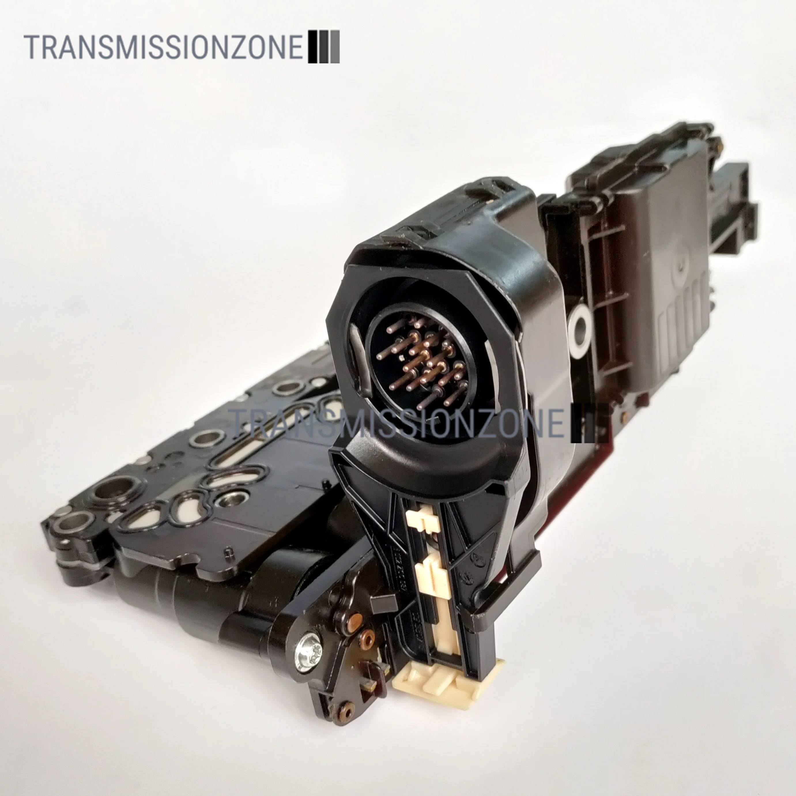 6L80 6L90 Transmission Electro-Hydraulic Module TCU (provide the VIN for free program service)
6L80 6L90 Transmission Electro-Hydraulic Module TCU (provide the VIN for free program service)