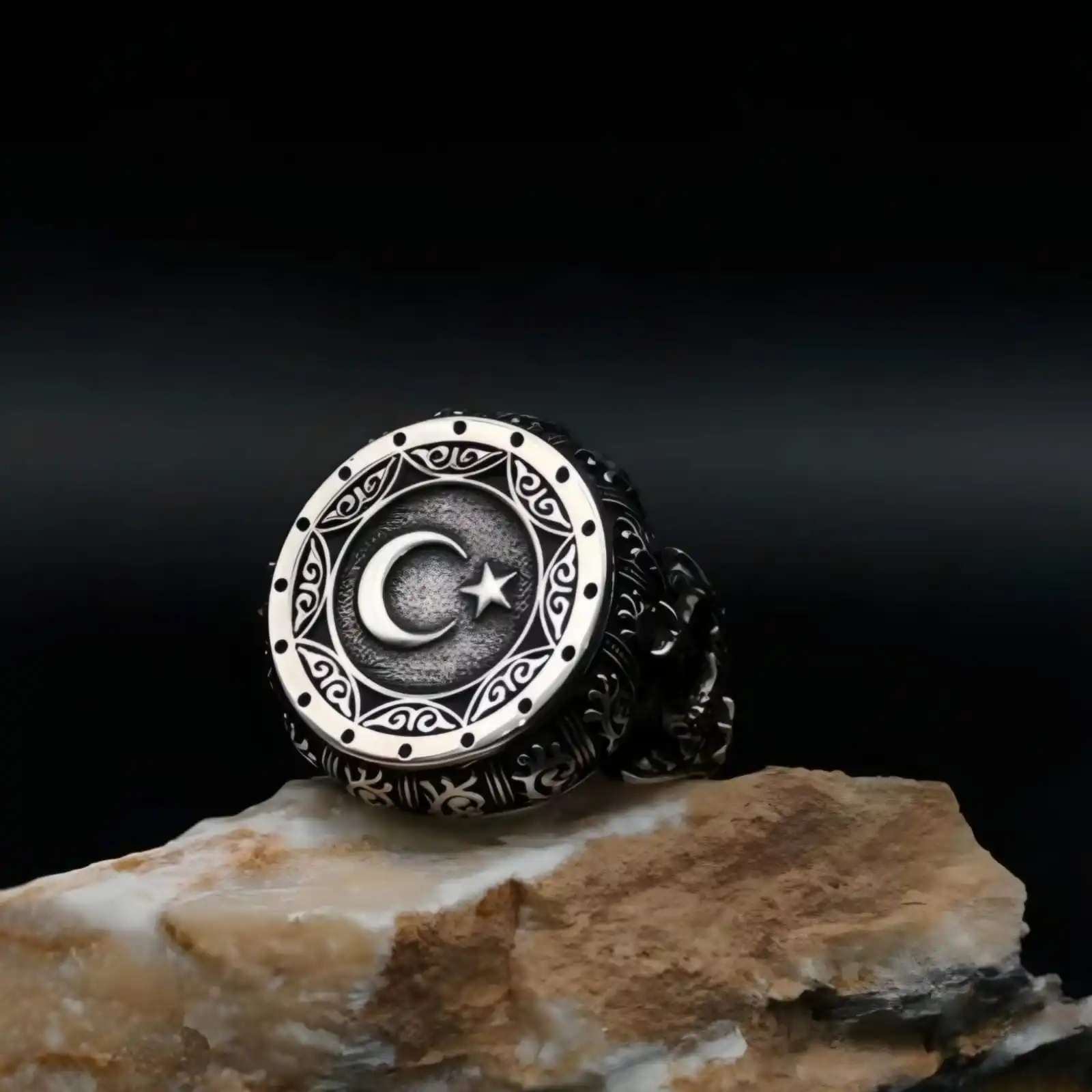 Celestial Moon and Star Embroidered Silver Men's Ring - Turkish Inspired Handmade Band
Celestial Moon and Star Embroidered Silver Men's Ring - Turkish Inspired Handmade Band