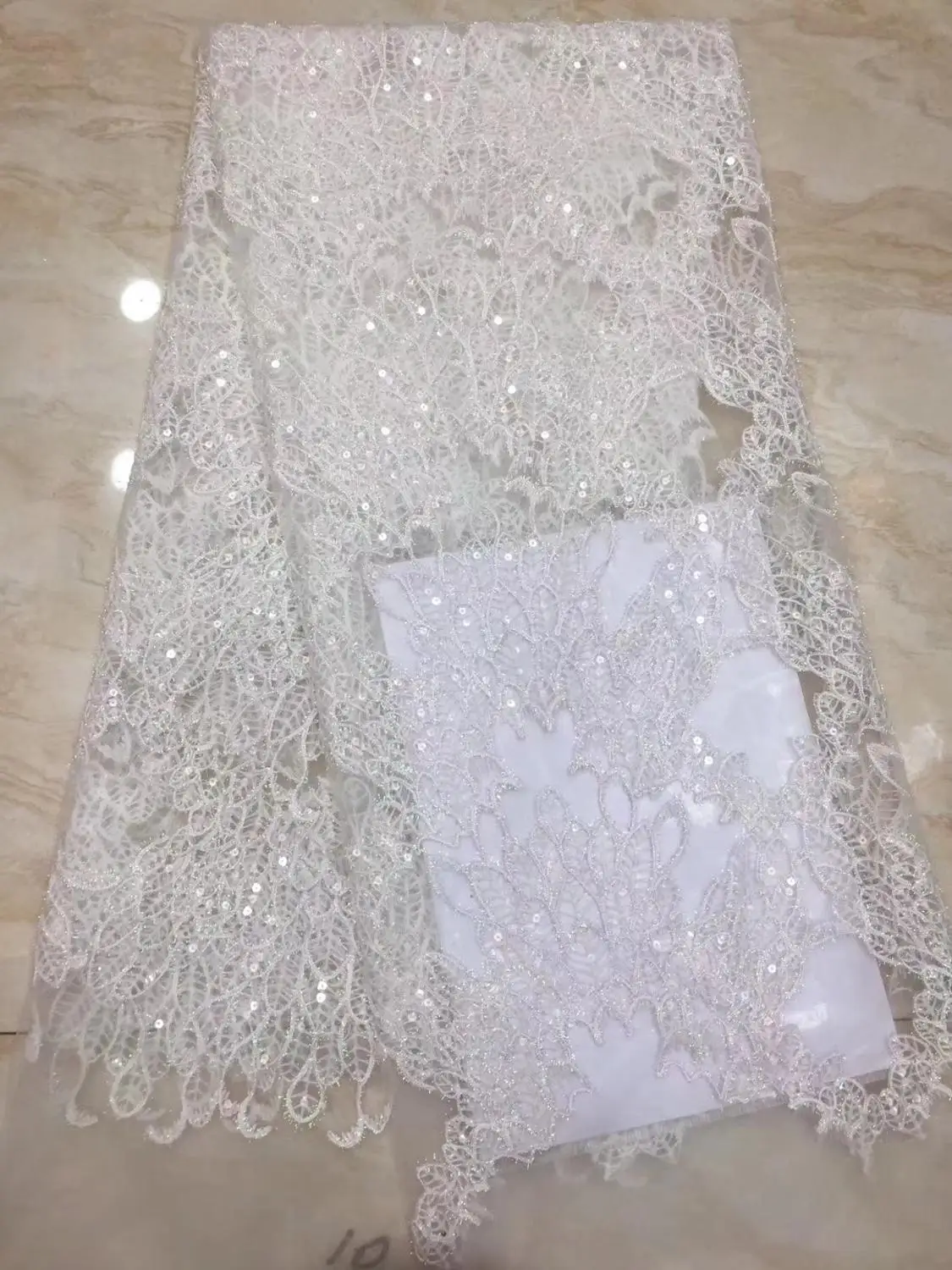 Pure White African Net Lace Sequins Embroiderd High Quality French Lace Fabric Nigerian Lace Fabric For Wedding
Pure White African Net Lace Sequins Embroiderd High Quality French Lace Fabric Nigerian Lace Fabric For Wedding