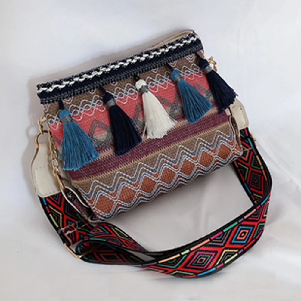 No. HTB-17 ethnic style Young girl tassel Woven bag&One shoulder cross-body shopping bag
No. HTB-17 ethnic style Young girl tassel Woven bag&One shoulder cross-body shopping bag