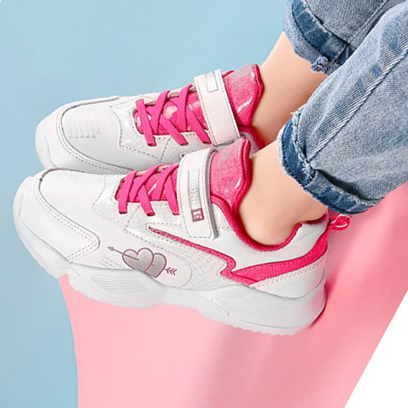 Girls' shoes 2020 new spring leather sports shoes children's casual sports shoes in the big children's spring models wild
Girls' shoes 2020 new spring leather sports shoes children's casual sports shoes in the big children's spring models wild