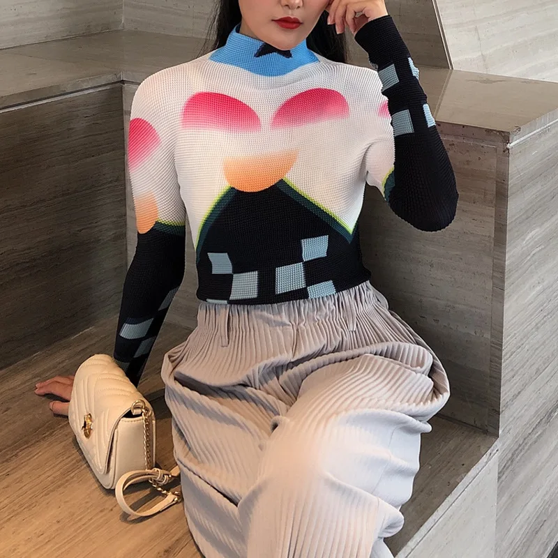2022 basic half high collar printed T-shirt Miyak fold Fashion high elasticity women's long-sleeved bottoming shirt
2022 basic half high collar printed T-shirt Miyak fold Fashion high elasticity women's long-sleeved bottoming shirt