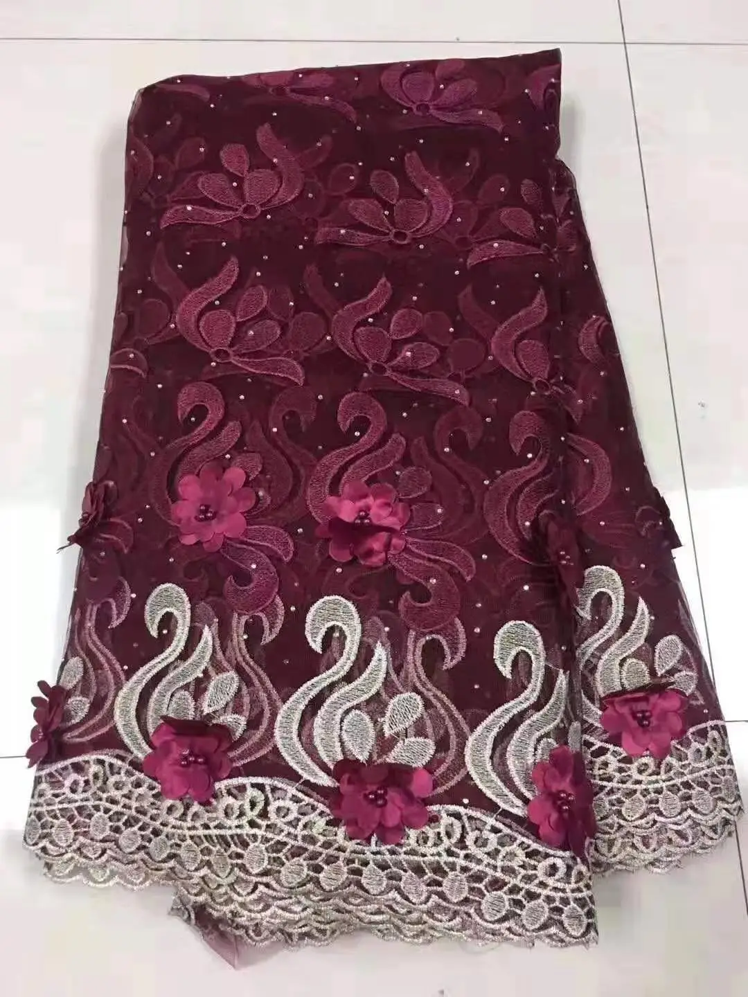 African Lace Fabric High Quality French Tulle Lace Fabric 2020 Nigerian Lace Guipure Embroidery Fabric For Wedding Dress LHX25C
African Lace Fabric High Quality French Tulle Lace Fabric 2020 Nigerian Lace Guipure Embroidery Fabric For Wedding Dress LHX25C