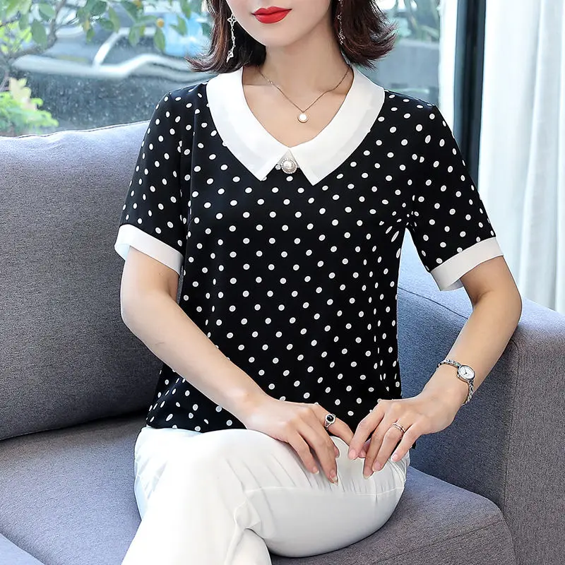 Fashion Summer Dots Chiffon Women Short Sleeve Loose Shirts Doll Collat Korean Style Blouses Ladies Tops Blusas MM1102
Fashion Summer Dots Chiffon Women Short Sleeve Loose Shirts Doll Collat Korean Style Blouses Ladies Tops Blusas MM1102