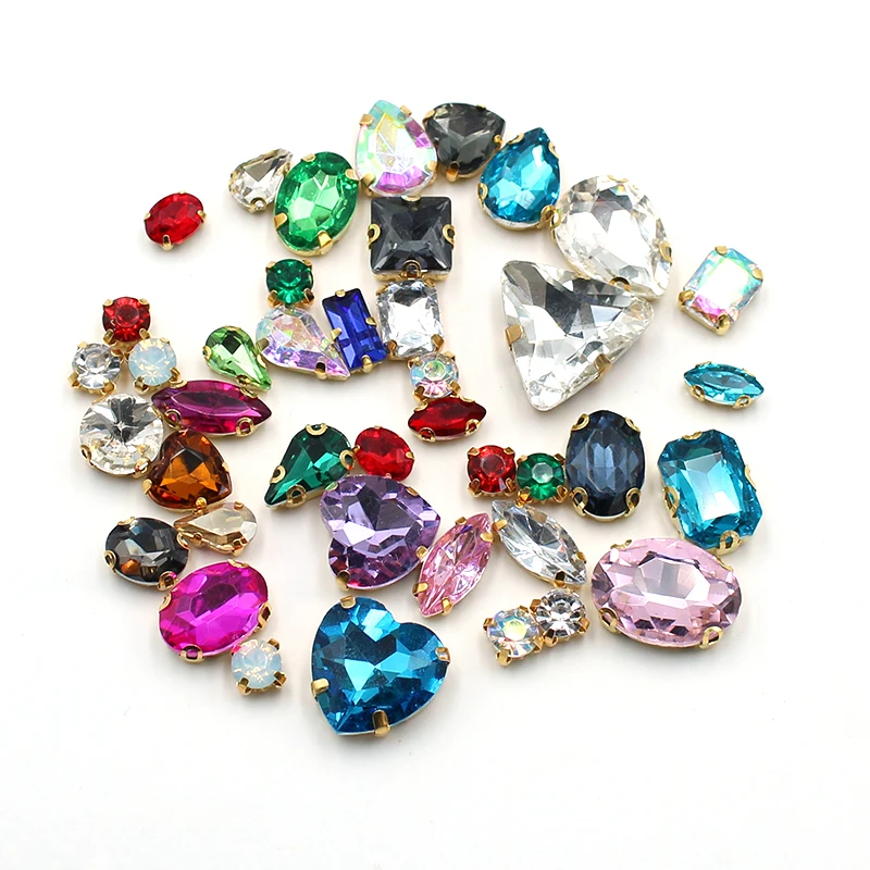 New 40pcs/pack mix multi-model acrylic glass 4 hole sewing metal gift box decoration DIY wedding dress decoration embellishment
New 40pcs/pack mix multi-model acrylic glass 4 hole sewing metal gift box decoration DIY wedding dress decoration embellishment