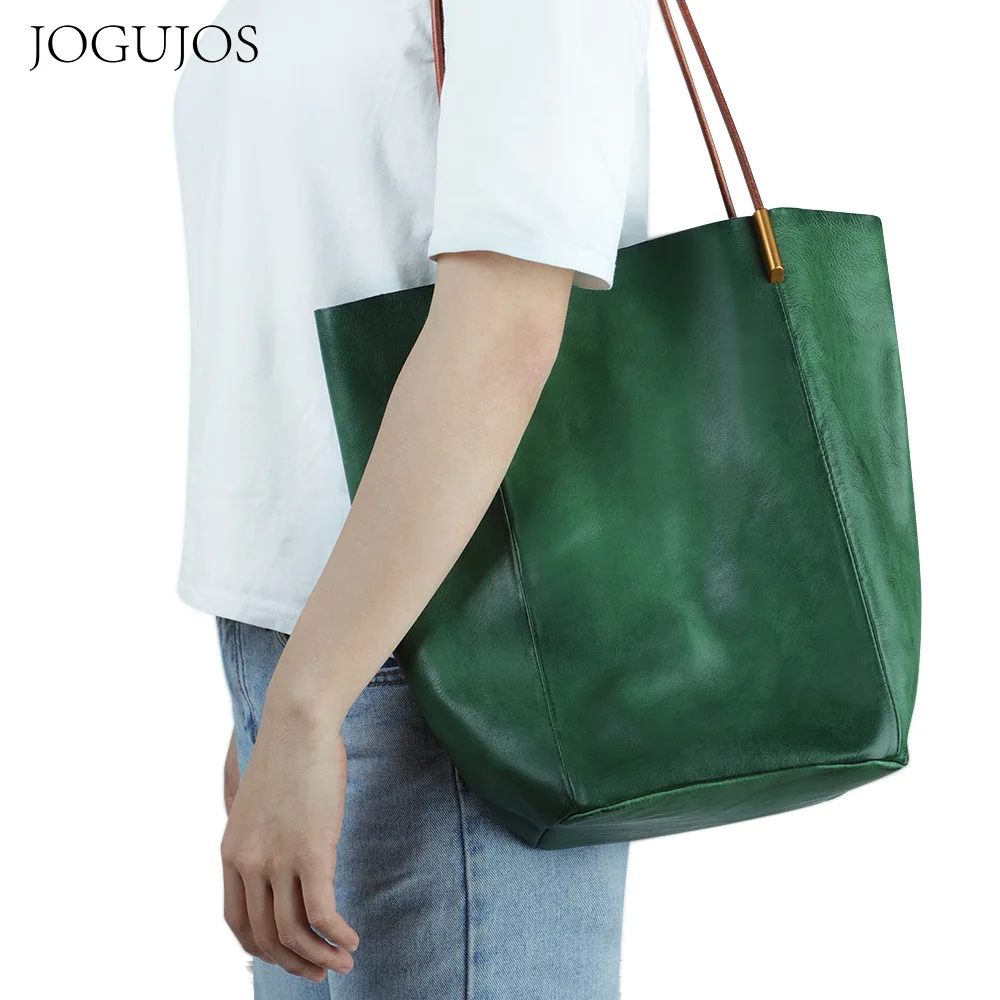 Leather women's bag Large capacity women's hand bill shoulder bag vegetable tanned Pitot bag
Leather women's bag Large capacity women's hand bill shoulder bag vegetable tanned Pitot bag