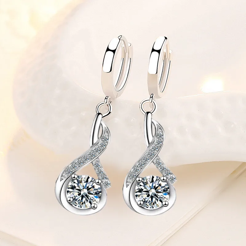 KOFSAC Shiny Zircon Geometric Water Droplets Hoop Earrings For Women Valentine's Day Accessories 925 Sterling Silver Ear Jewelry
KOFSAC Shiny Zircon Geometric Water Droplets Hoop Earrings For Women Valentine's Day Accessories 925 Sterling Silver Ear Jewelry