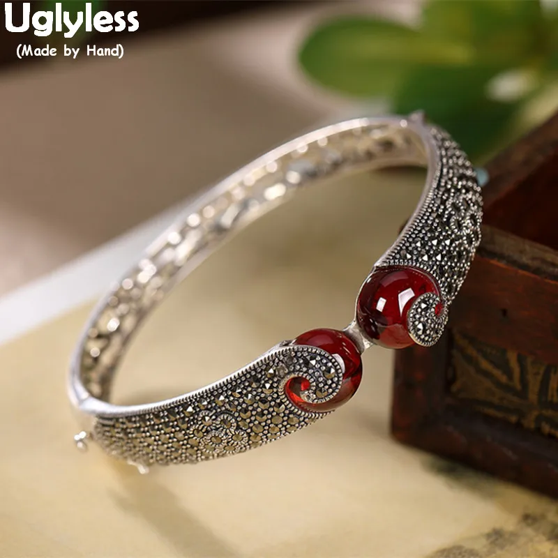 Uglyless Vintage Mysterious Marcasite Bangles for Women Vintage Thai Silver Ethnic Open Bangle Garnet Fashion Jewelry 925 Silver
Uglyless Vintage Mysterious Marcasite Bangles for Women Vintage Thai Silver Ethnic Open Bangle Garnet Fashion Jewelry 925 Silver