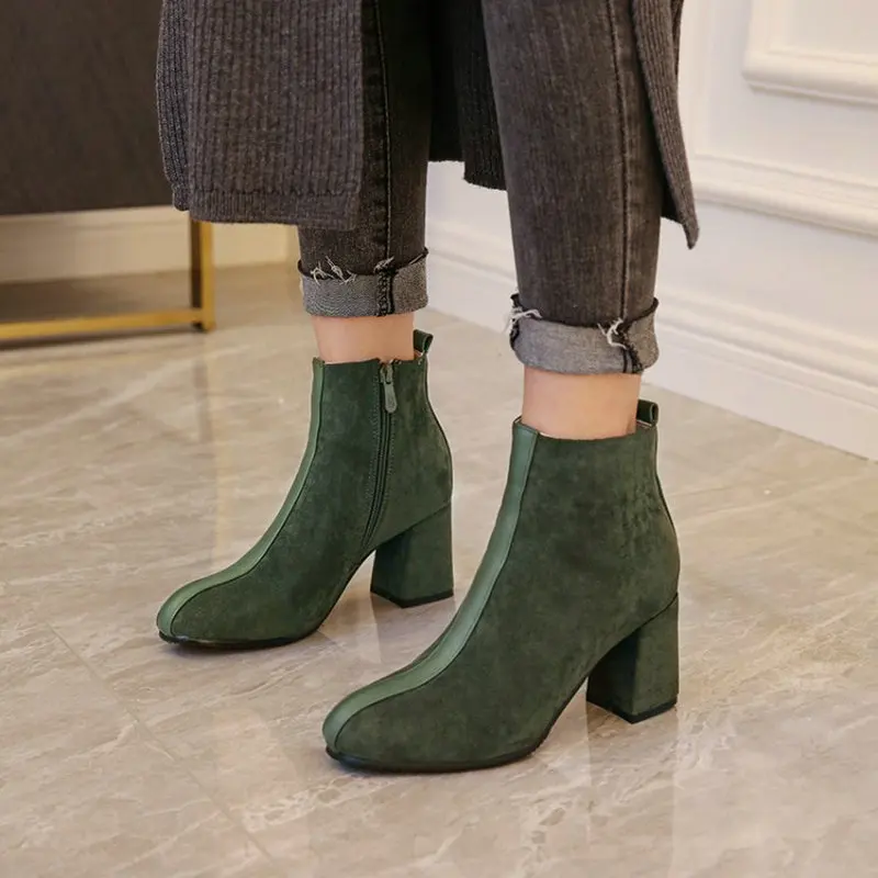 2020 green round toe chunky high heels fleece inside womens boots zipper fashion female ankle boots winter shoes big size 44 45
2020 green round toe chunky high heels fleece inside womens boots zipper fashion female ankle boots winter shoes big size 44 45