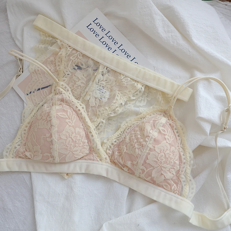 Triangle cup thin underwear sexy lace no steel ring small chest bra set with panties adjustable and non removable lingerie
Triangle cup thin underwear sexy lace no steel ring small chest bra set with panties adjustable and non removable lingerie