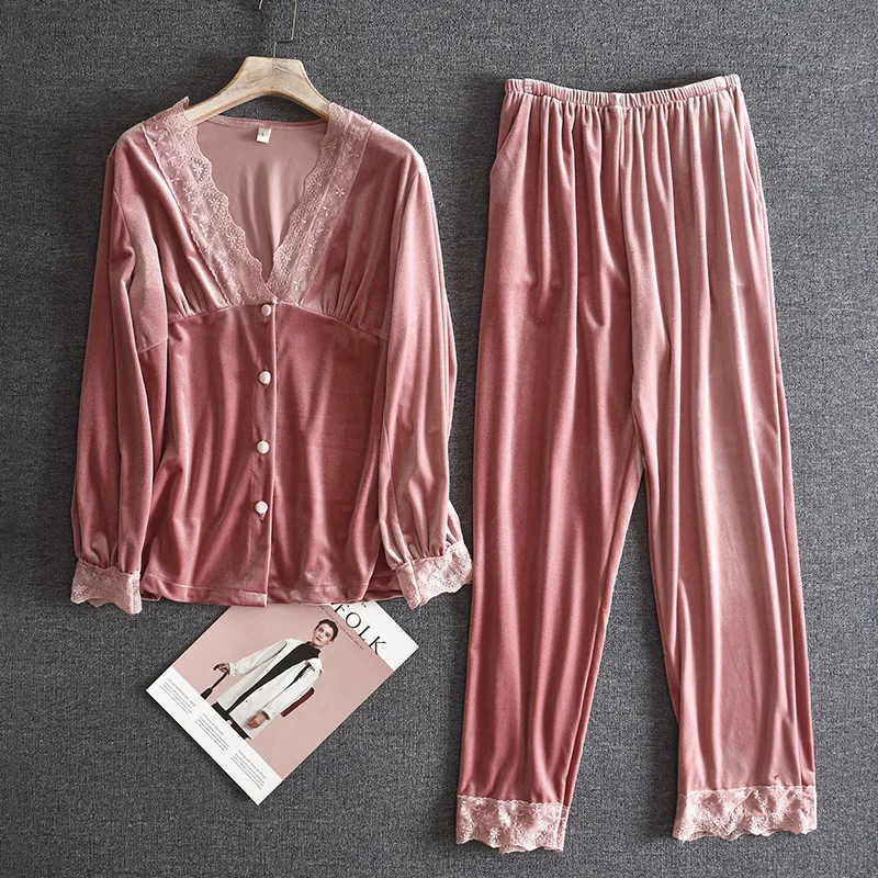 Autumn Women Lace Floral Velour Pajamas Sets 2PCS Bride Pyjamas Suit Sexy V-Neck Sleepwear Underwear Nightwear Lingerie Homewear
Autumn Women Lace Floral Velour Pajamas Sets 2PCS Bride Pyjamas Suit Sexy V-Neck Sleepwear Underwear Nightwear Lingerie Homewear