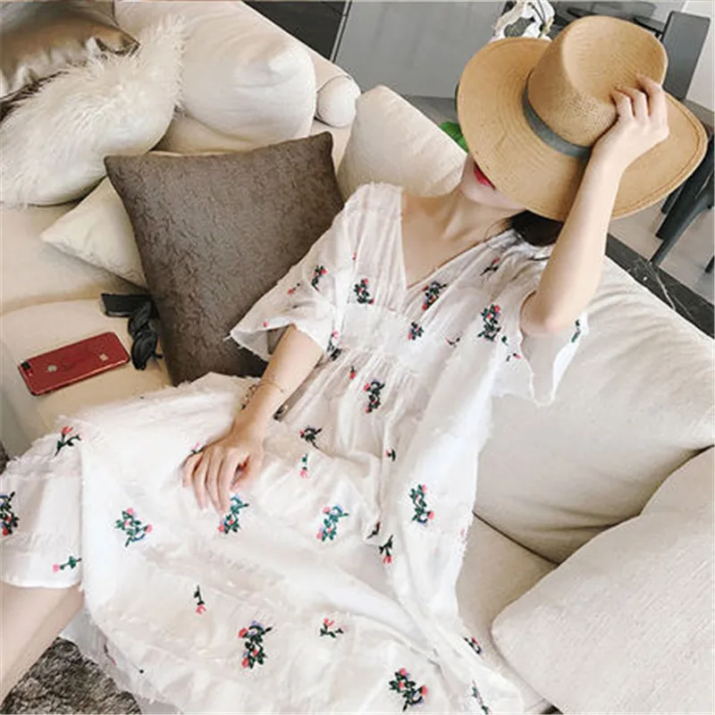 Womens Clothing Spring Summer Sundress 2022 new Loose Slim Fashion floral embroidery V-neck Dress two-piece suit m408
Womens Clothing Spring Summer Sundress 2022 new Loose Slim Fashion floral embroidery V-neck Dress two-piece suit m408