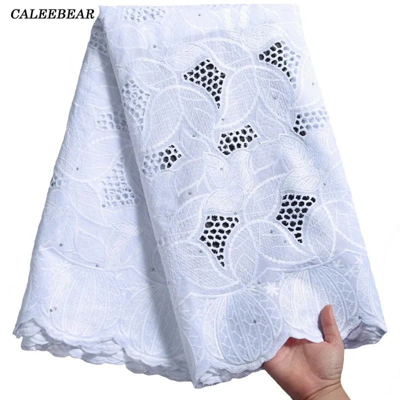 Latest White 100% Cotton African Lace Fabric 2021 High Quality Lace Embroidered Nigerian Swiss Voile Lace In Switzerland S2280
Latest White 100% Cotton African Lace Fabric 2021 High Quality Lace Embroidered Nigerian Swiss Voile Lace In Switzerland S2280