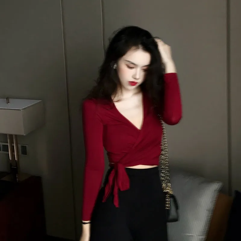 Sexy Slim V-neck T Shirt Women's Cross Knotted Crop Tops Fashion Casual Solid Long Sleeve T-shirts
Sexy Slim V-neck T Shirt Women's Cross Knotted Crop Tops Fashion Casual Solid Long Sleeve T-shirts