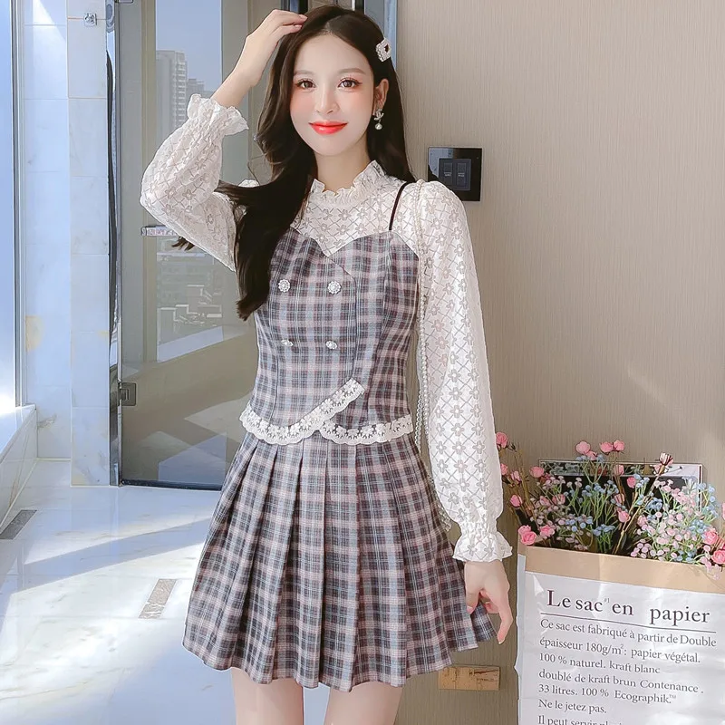 Autumn Winter Temperament Women Lace Patchwork Long Sleeve Top + Pleated Plaid Mini Skirt Suit Korean Fashion 2 Piece Set
Autumn Winter Temperament Women Lace Patchwork Long Sleeve Top + Pleated Plaid Mini Skirt Suit Korean Fashion 2 Piece Set