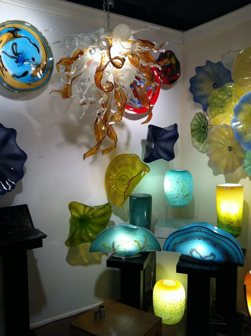 Murano Glass Plates for Hotel Wall and Window Hanging Handmade Blown Glass Wall Lamps
Murano Glass Plates for Hotel Wall and Window Hanging Handmade Blown Glass Wall Lamps