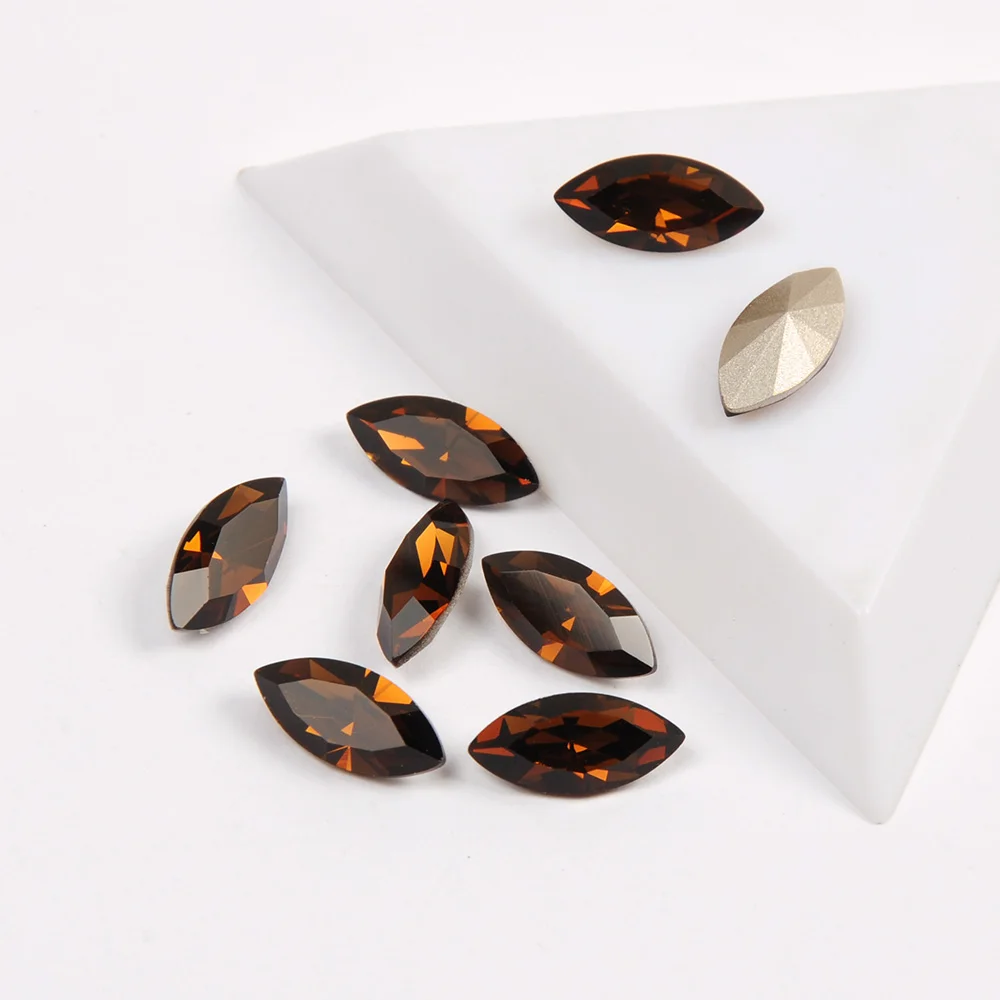 Top Quality Rhinestone Smoked Topaz Color Navette Shape Crystal Non Hotfix Stone Shing Glass Strass Nail Art Gems
Top Quality Rhinestone Smoked Topaz Color Navette Shape Crystal Non Hotfix Stone Shing Glass Strass Nail Art Gems