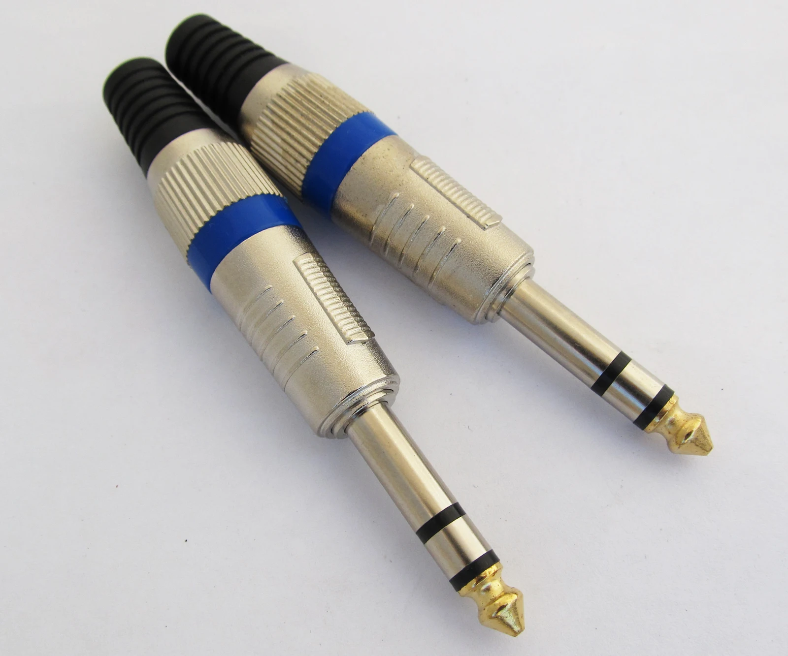1pc Metal 1/4" 6.3mm Stereo Male Plug Audio Connector Blue Ring & Black Plastic
1pc Metal 1/4" 6.3mm Stereo Male Plug Audio Connector Blue Ring & Black Plastic