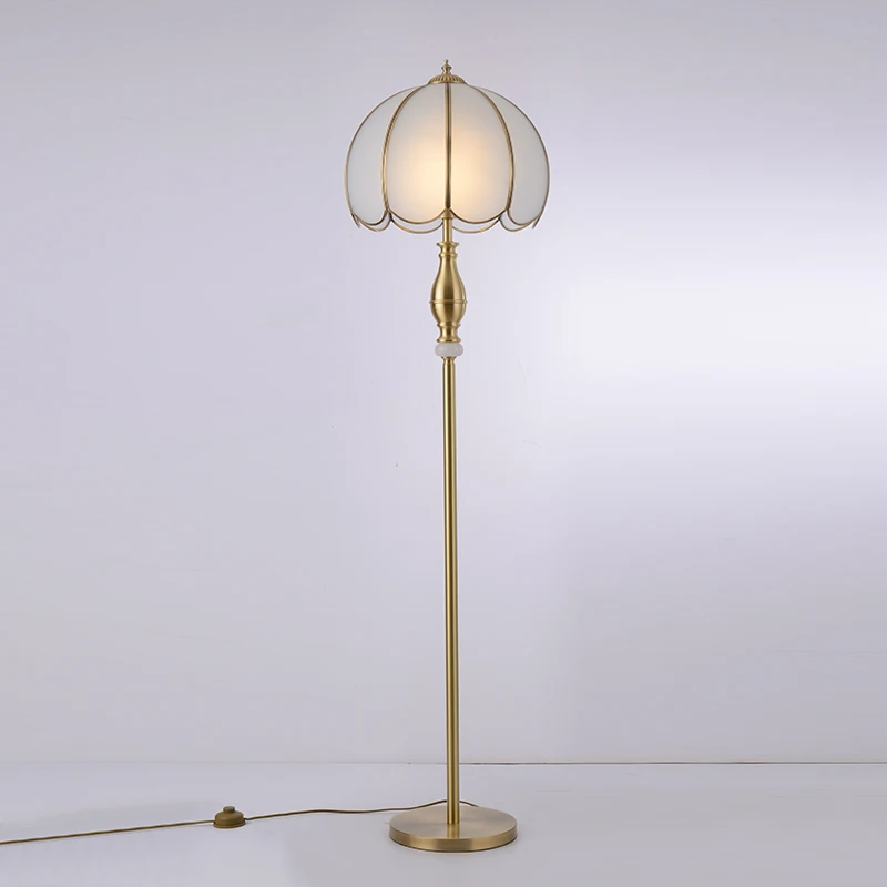 Copper Table Lamp European Retro Living Room Study Floor Lamps Bedroom Bedside Decoration Lighting Foot Switch For Floor Lights
Copper Table Lamp European Retro Living Room Study Floor Lamps Bedroom Bedside Decoration Lighting Foot Switch For Floor Lights