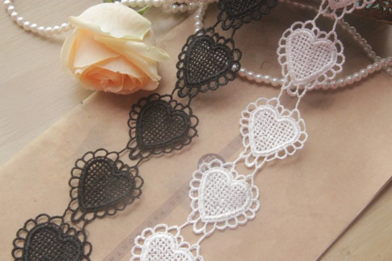 10Yds White Embroidered Black Lace Trim Water Soluble Hearts Patch for Curtain Sofa Edge Decoration Sewing Appliques
10Yds White Embroidered Black Lace Trim Water Soluble Hearts Patch for Curtain Sofa Edge Decoration Sewing Appliques