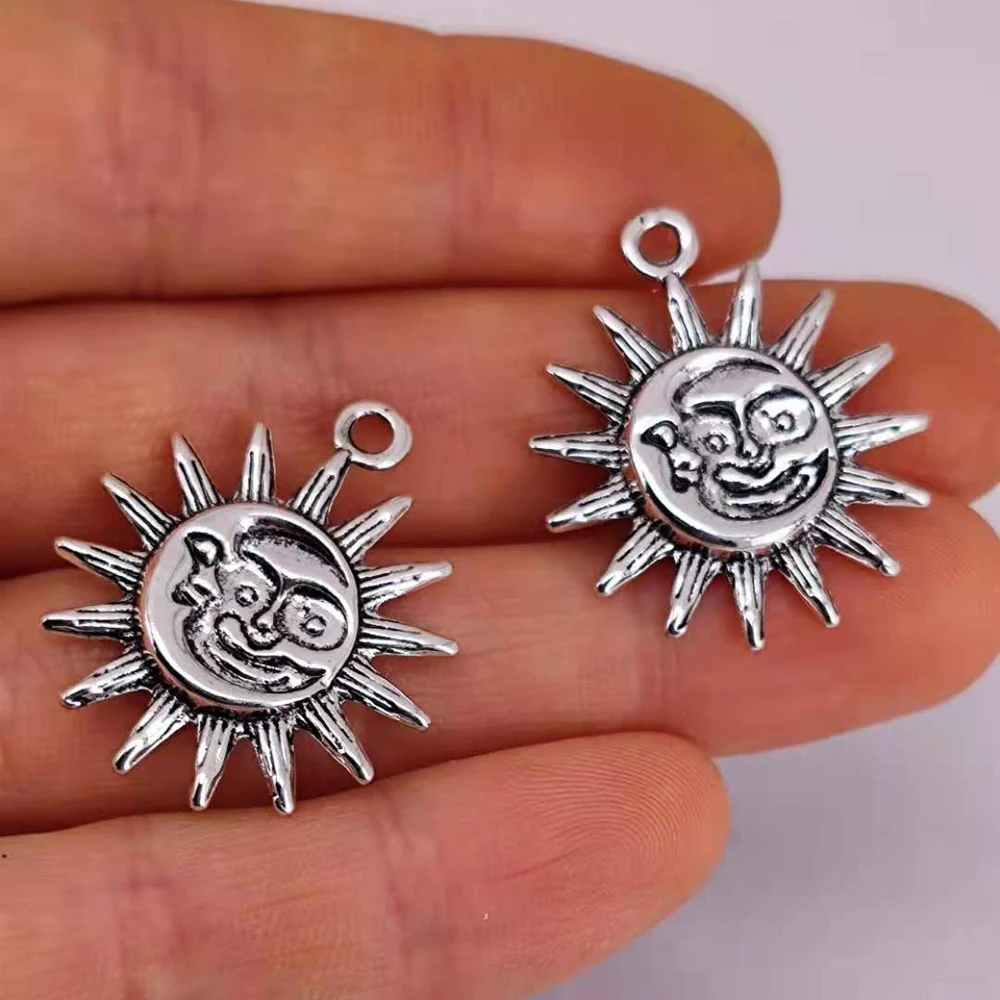 5pcs Sunshine Sun Moon 28x23mm Pendant Charm DIY Necklace charms Crafts Making Findings Handmade Jewelry for wom
5pcs Sunshine Sun Moon 28x23mm Pendant Charm DIY Necklace charms Crafts Making Findings Handmade Jewelry for wom