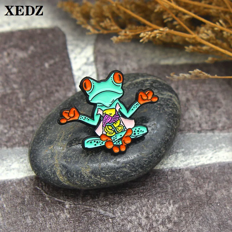 XEDZ Green Rainforest Poisonous Frog Enamel Pin Broken Belly Colony Organ Don't Care Cute Animal Badge Punk lapel brooch Jewelry
XEDZ Green Rainforest Poisonous Frog Enamel Pin Broken Belly Colony Organ Don't Care Cute Animal Badge Punk lapel brooch Jewelry