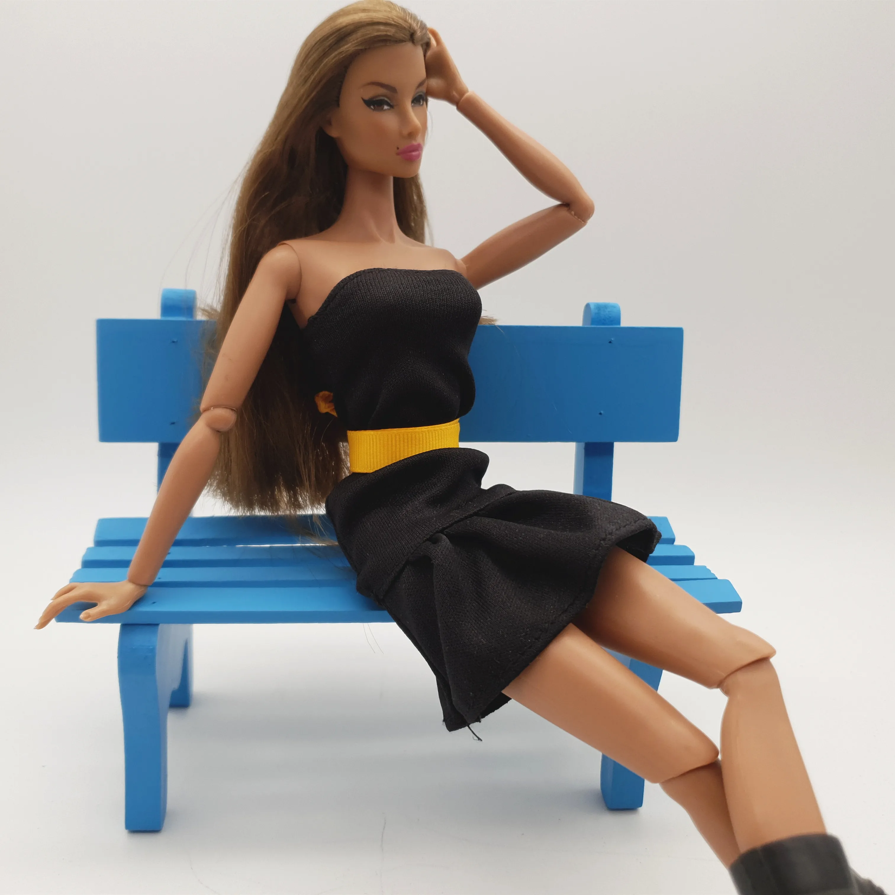 1:6 Scale Blue Color Bench Wooden Sofa Mini Furniture Toy For Fashion Royalty Poppy Parker Doll Figure
1:6 Scale Blue Color Bench Wooden Sofa Mini Furniture Toy For Fashion Royalty Poppy Parker Doll Figure