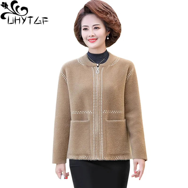 UHYTGF Korean Big Size Coat Female Quality Mink velvet Winter Woolen Jacket Elegant Women Clothing Casual Ladies Outerwear 1071
UHYTGF Korean Big Size Coat Female Quality Mink velvet Winter Woolen Jacket Elegant Women Clothing Casual Ladies Outerwear 1071