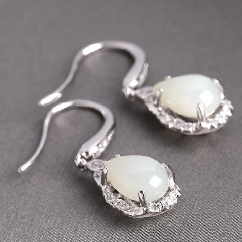 Natural Water Drop Jade Earrings Female With Certificate Long Earrings 925 Sterling Silver Inlaid Hetian Jade Earrings
Natural Water Drop Jade Earrings Female With Certificate Long Earrings 925 Sterling Silver Inlaid Hetian Jade Earrings