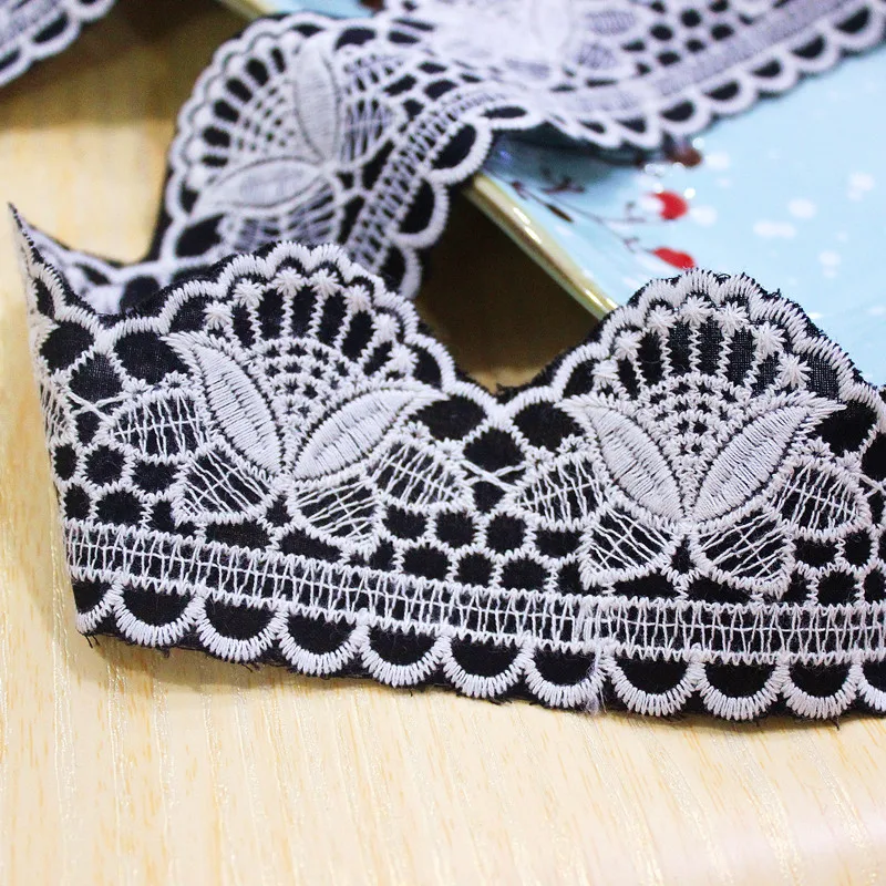 Lace Trim 10 Yard Black Beige Ivory Cotton Cloth Embroidery Ribbon Tapes Dress Top Clothing Sewing Fabric M4F212
Lace Trim 10 Yard Black Beige Ivory Cotton Cloth Embroidery Ribbon Tapes Dress Top Clothing Sewing Fabric M4F212